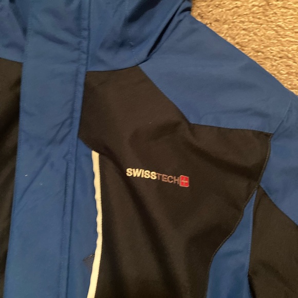 Swiss tech winter fur jacket - Picture 6 of 11